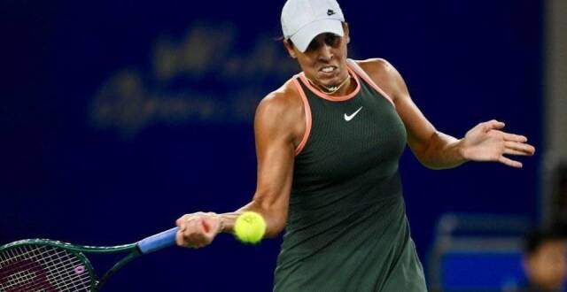 他们在防守 他们在防守